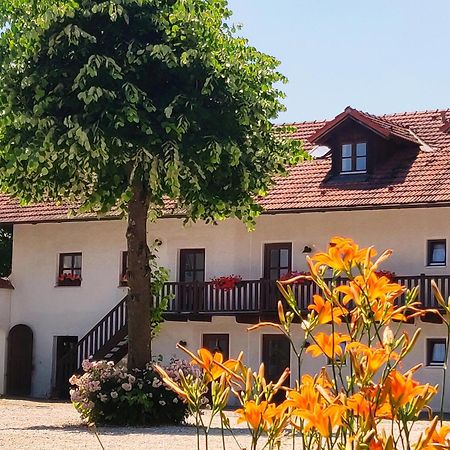 Pension Margaretenhof Bayerbach Eksteriør bilde